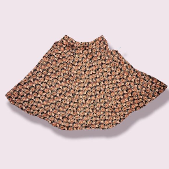 Lularoe A-Lined Flared Skirt.  Size Xsmall - Picture 2 of 3